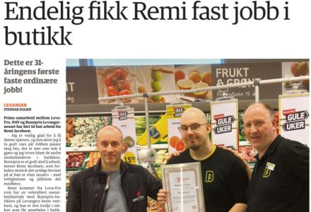 Inkluderende Bedrift: Remi (31) fikk fast jobb i butikk